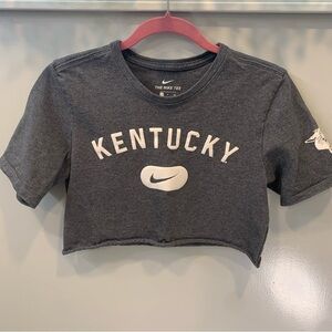 The Nike Tee Cropped University Of Kentucky Wildcats Size Small